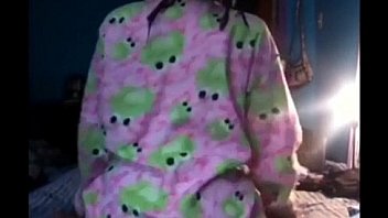 Shake that donkey butt