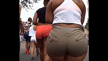 Shake that donkey butt