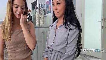 Real estate agent caught recording a couple getting naughty during a open house