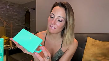 Bonjour toi j’ouvre la 4ème case de mon calendrier je reçois un