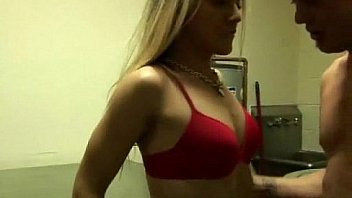 Amateur chick takes money for a fuck 24