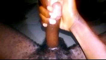 Une super petite princesse se fait baiser par romulus