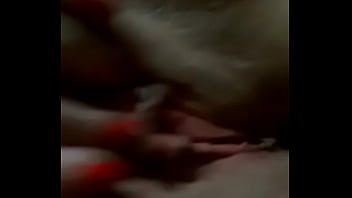 Masturbacion femenino con muchos chorriy