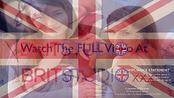 Hot goth girl fucks and takes a creampie