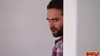 Horny hospitality for a seductive 4