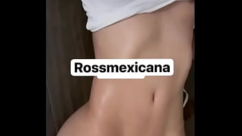 Rica masturbada con su rico dildo