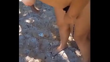 Após anos realizei meu maior fetiche e com ajuda do meu marido dei na praia para vários