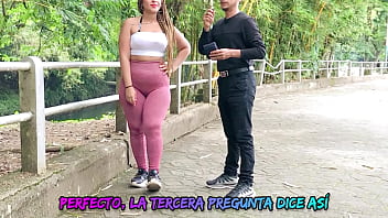 Latina jovencita de culo grande y grueso