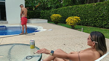 Xxxtime la patrona siempre manda y si manda follarsela hay que hacerlo Xxxtime la patrona siempre manda y si manda follarsela hay que hacerlo