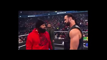 Bro the crowd chanting “fatu” like he’s an underdog babyface #wwesmackdown #wwechamber