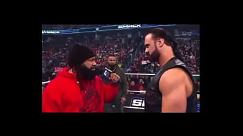 Bro the crowd chanting “fatu” like he’s an underdog babyface #wwesmackdown #wwechamber