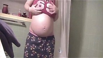 Pregnant teen bathroom selfie