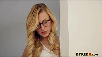 Dykedx getting sluts to understand alexa grace and jewels