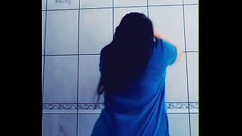 Caliente madura baila