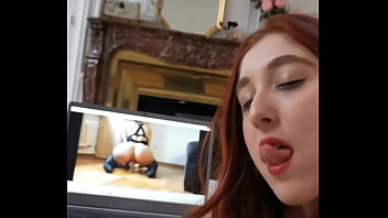 Ma copine me suce devant le porno d'une amatrice francaise julynovember