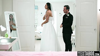 Big cock ex boyfriend gets to rail big ass latina milf ex just before she got married