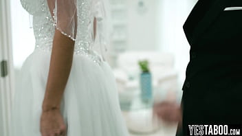 Big cock ex boyfriend gets to rail big ass latina milf ex just before she got married