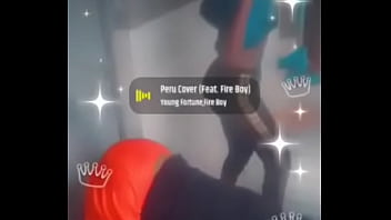 Mwanafunzi wa chuo kikuu anaywjua