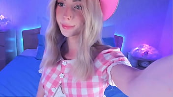 Trap Wanks Her Cute Ass thumbnail