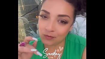 Enjoying the view and dinner on the rooftop tonight ️ ticklessoles #brooklyn