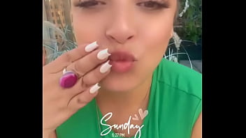 Enjoying the view and dinner on the rooftop tonight ️ ticklessoles #brooklyn