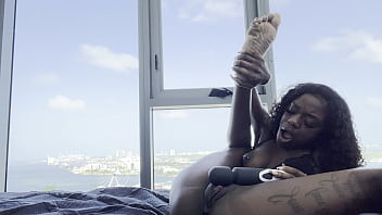 Lovely day to play with my pussy