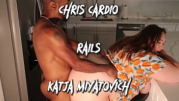Chris cardio pounds my fat flexible pussy