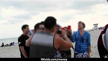 Amateur lets the pussy talk 21