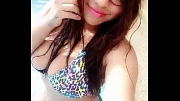 La Prostituta Colombiana Kerly Saludando A Sus Clientes Mi Perra Amiga thumbnail