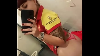 Bailando para que se te pare la verga