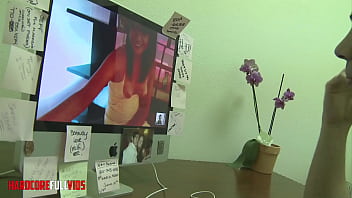 Amateur girl turn 18 and doing her first hardcore porn video