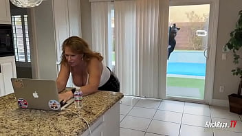 While working from home lovelylanalee caught her neighbors husband mrblvckrose being a peeping pervert in her back yard a