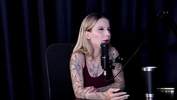 Os melhores momentos da loira naty varga no fire cast com a baby fire sheer red