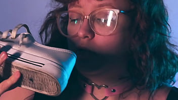 You think you can resist the smell of my dirty nylons