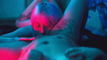 Amazing pussy eating & foot fetish