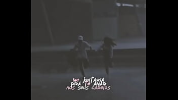 Novinha se masturbando até orgasmo