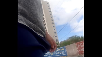 Mala Marcando Na Rua thumbnail