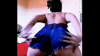 Novinha dançando funk