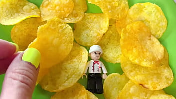 Mia's mimi giantess mouth tour