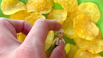 Mia's mimi giantess mouth tour