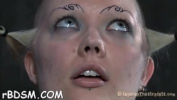 Wild t for hawt serf