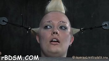 Wild t for hawt serf