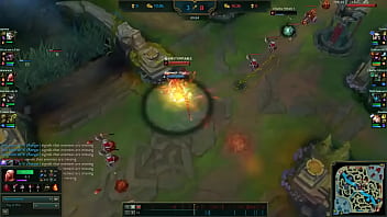 Vladzão sugando o graveto sem dó nem piedade