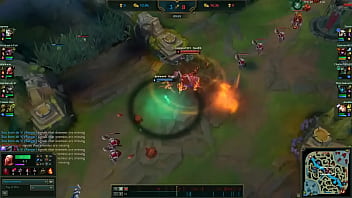 Vladzão sugando o graveto sem dó nem piedade