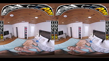 Virtual porn stepsis elana bunnz catches you with her panties and sucks your cock before begging for hard dick