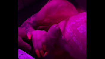 Сводный брат трахает меня