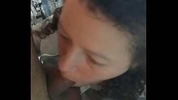 Mi hijastra me dijo que no aguantaría sus chupadas