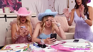 Axel fucks three horny taylor fans because they want tickets