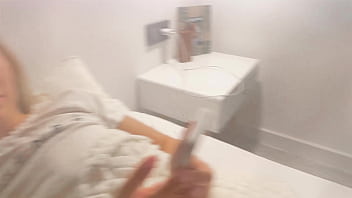 18 years old girl multiple cumming for the first time with finger fuck pro 59 yeras old man