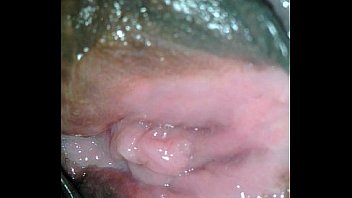 La Vagina De Mi Esposa Bien Mojada thumbnail